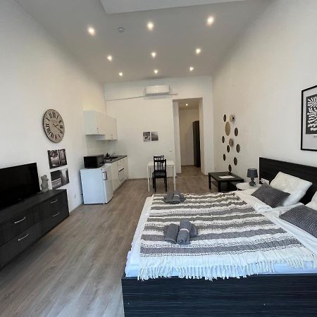 D58 Superior Apartments In The City Center بودابست المظهر الخارجي الصورة