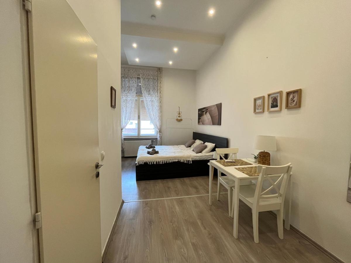 D58 Superior Apartments In The City Center بودابست المظهر الخارجي الصورة